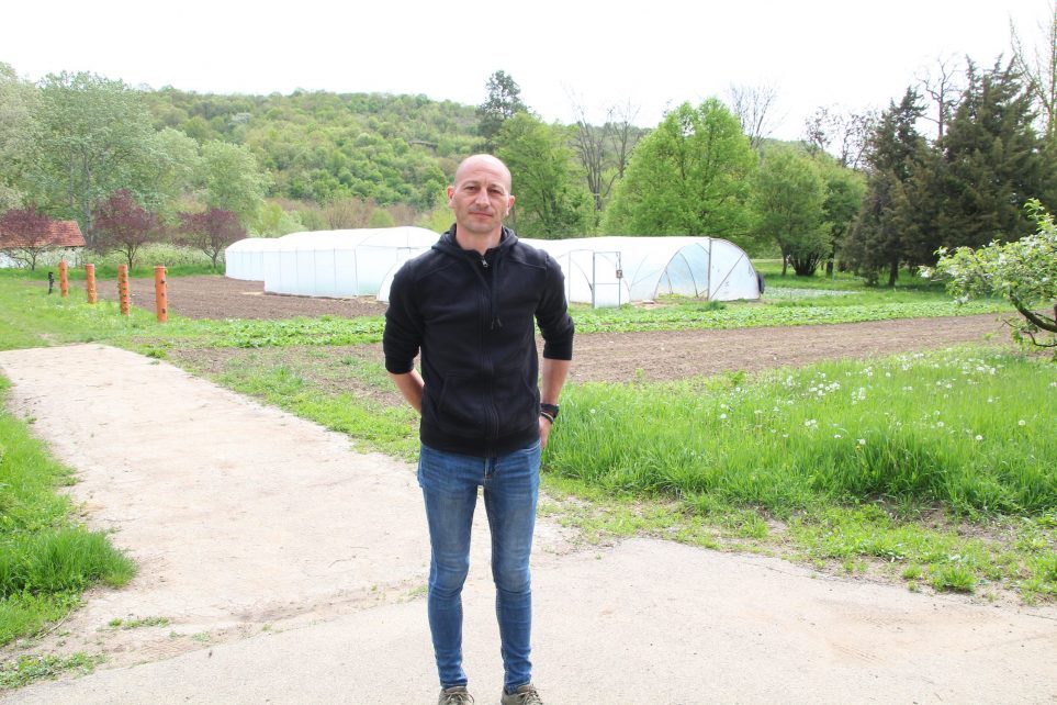  Octav Directorul Liceului Agricol „Alexandru Borza” din Geoagiu.