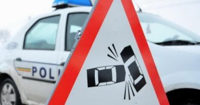 Cinci persoane implicate într-un accident rutier, în Hunedoara