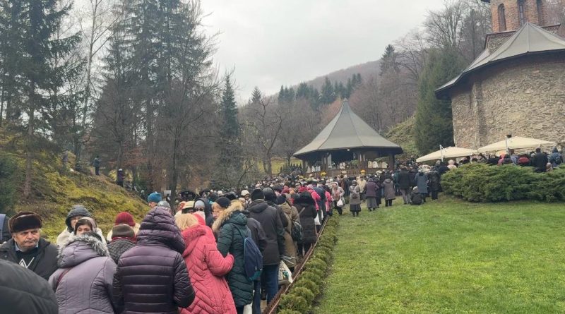 Sărbătoarea credinței la Prislop. 35 de ani de la trecerea la cele veșnice a Părintelui Arsenie Boca